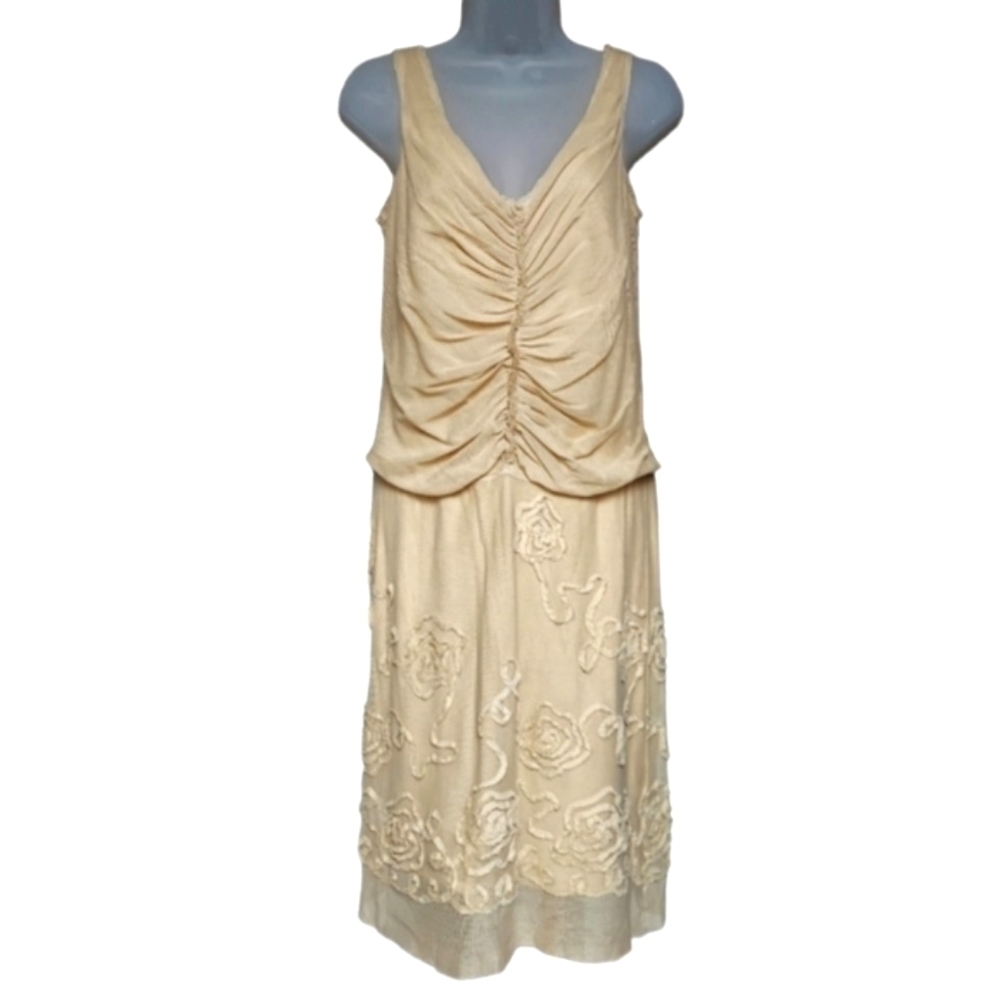 NWOT Max Studio Beautiful Sleeveless Dress